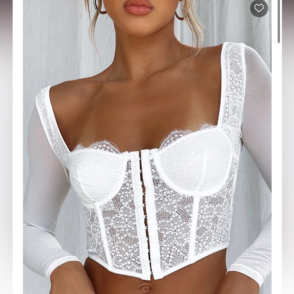 She’s Magic long sleeve Lace Bustier
